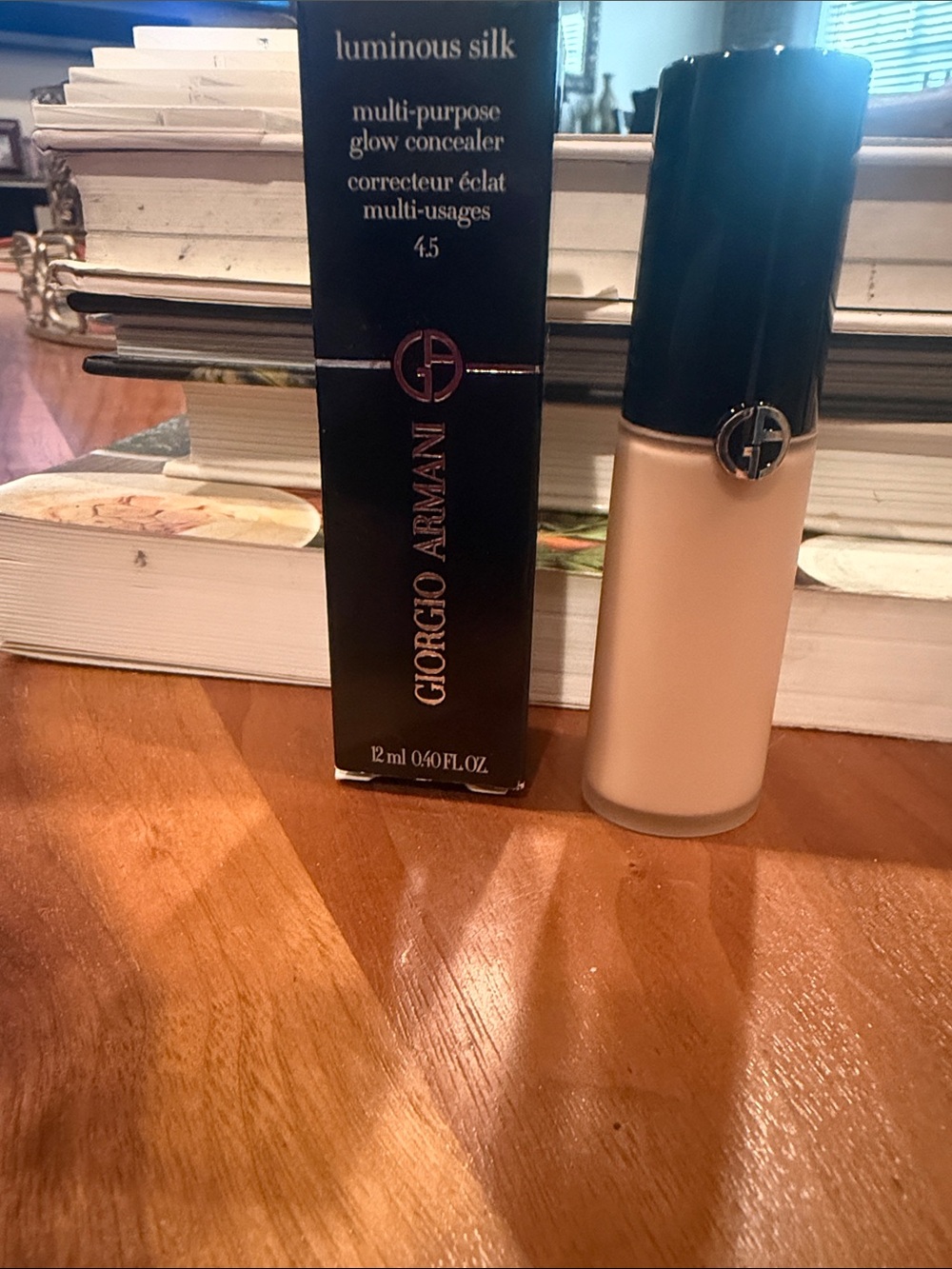 Giorgio Armani Luminous Silk Multi-Purpose Glow Concealer - 4.5 Beige Shade